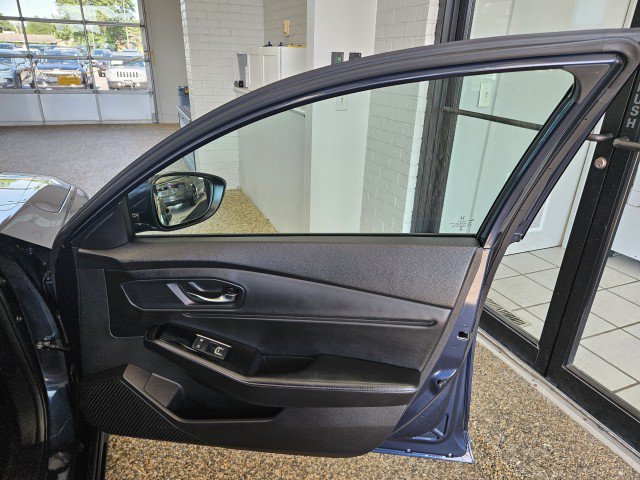 Used 2025 Honda Accord Touring image 13