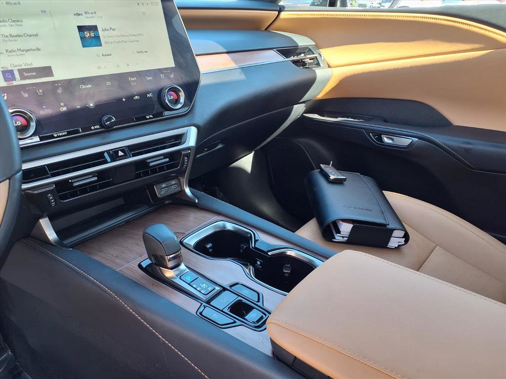 Used 2024 Lexus RX 350 Premium w/ Accessory Package (Z1) image 14