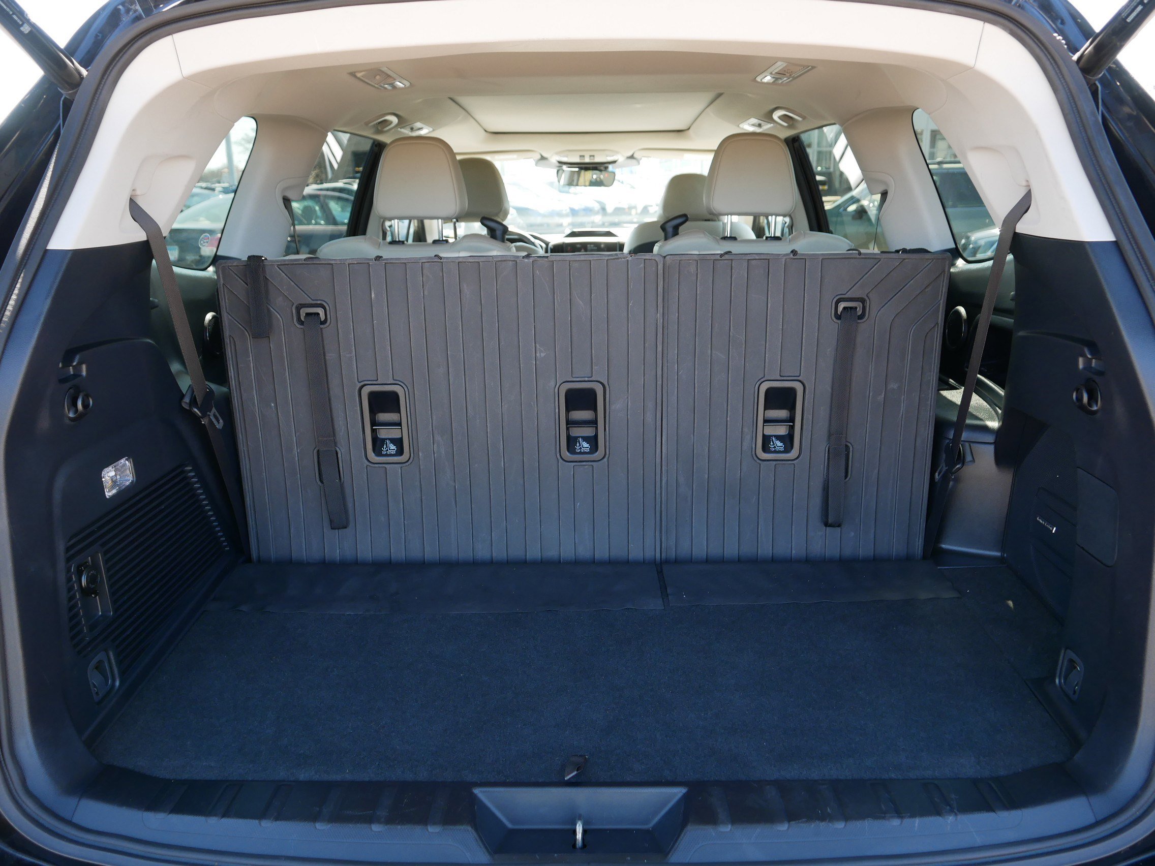 Used 2023 Subaru Ascent Limited w/ Technology Package image 18