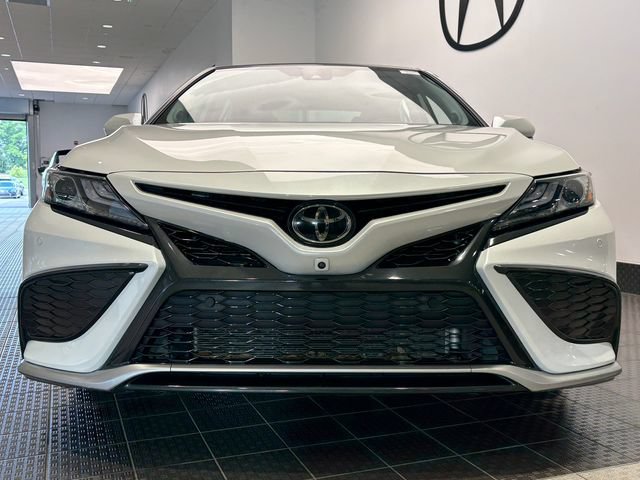 Used 2022 Toyota Camry XSE w/ Navigation Package FWD video 2