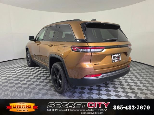 New 2026 Jeep Grand Cherokee Limited w/ Limited Altitude Package AWD/4WD image 5