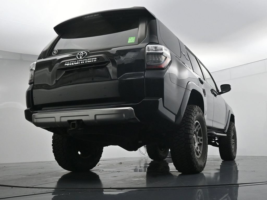 Used 2019 Toyota 4Runner TRD Off-Road AWD/4WD image 22