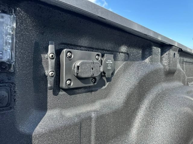 New 2026 RAM 3500 Laramie AWD/4WD image 44