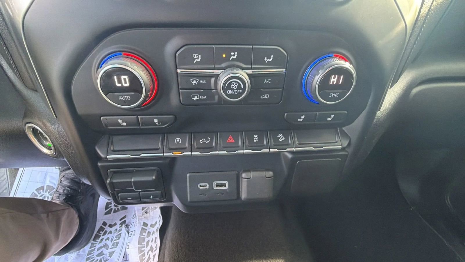 Used 2021 Chevrolet Silverado 1500 RST w/ Z71 Off-Road Package AWD/4WD image 23