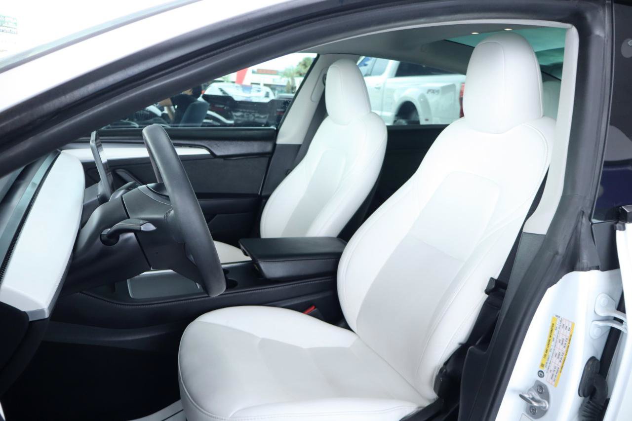 Used 2023 Tesla Model 3 Standard Range RWD image 16