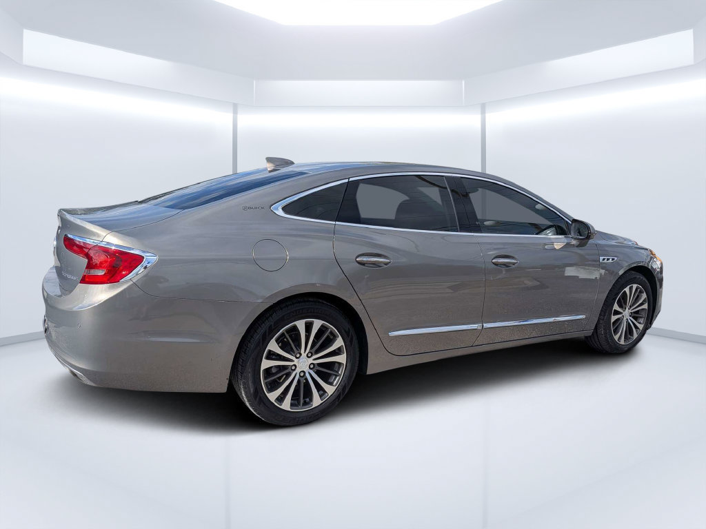 Used 2017 Buick LaCrosse Essence w/ Sun and Shade Package FWD image 3