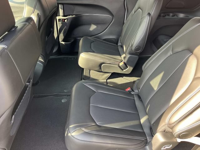 New 2026 Chrysler Voyager LX FWD image 16