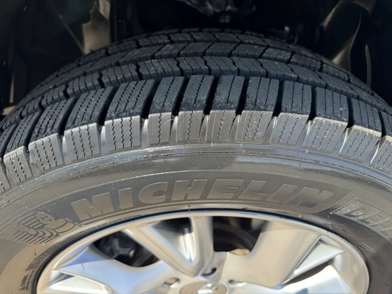 Used 2012 INFINITI QX56 4WD w/ Theater Pkg image 10