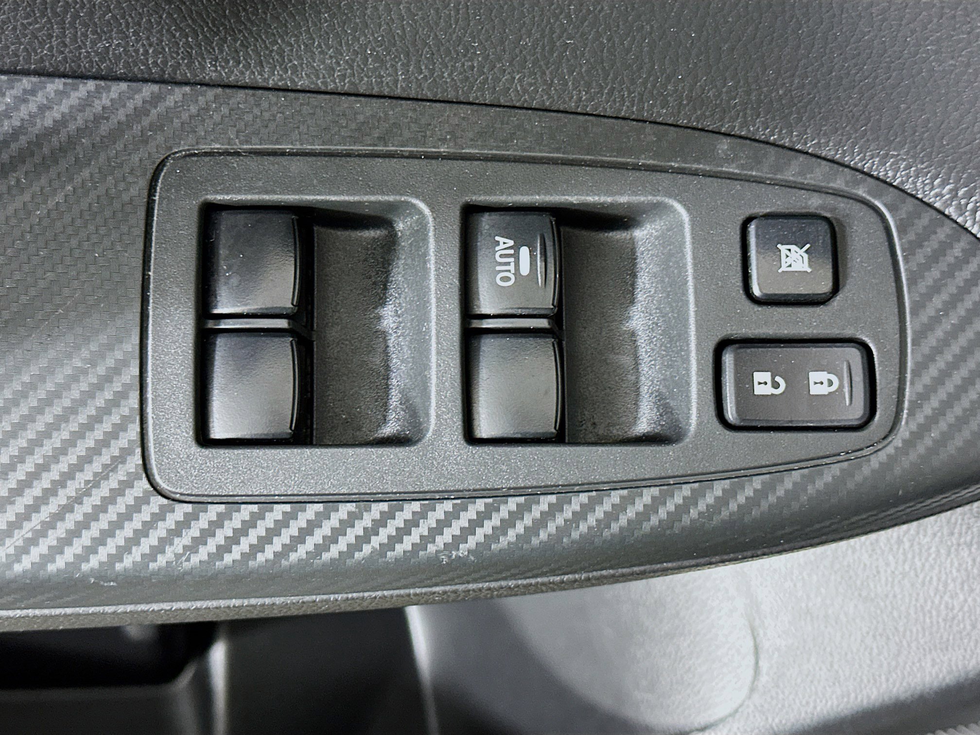 Used 2024 Mitsubishi Eclipse Cross SE image 15