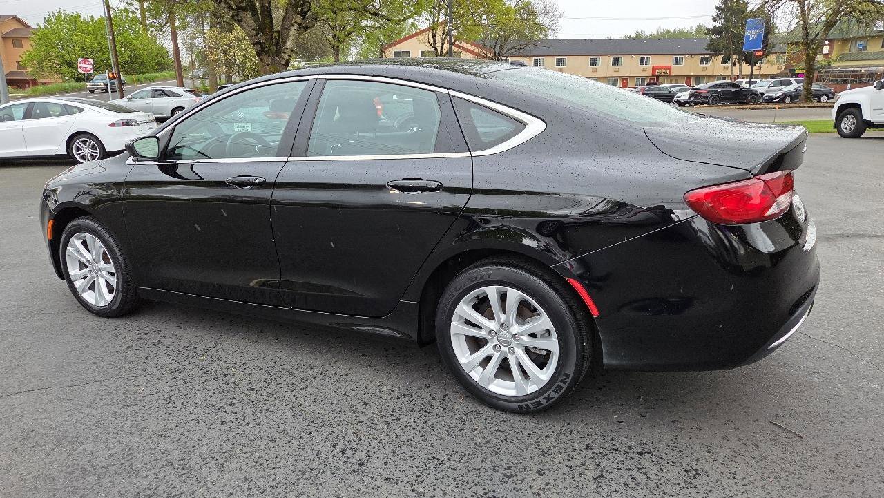 Used 2015 Chrysler 200 Limited w/ Convenience Group FWD image 12