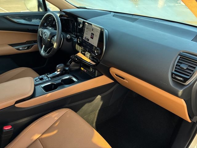 Used 2024 Lexus NX 350 AWD image 15