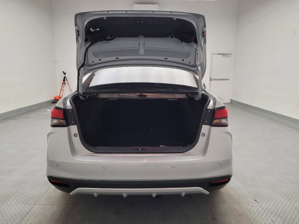 Used 2021 Nissan Versa SV image 29