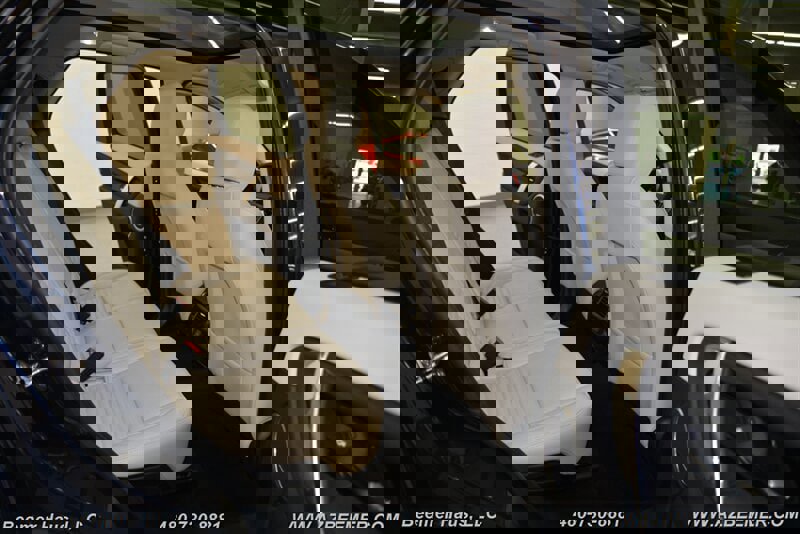 Used 2021 Land Rover Discovery Sport SE R-Dynamic image 22