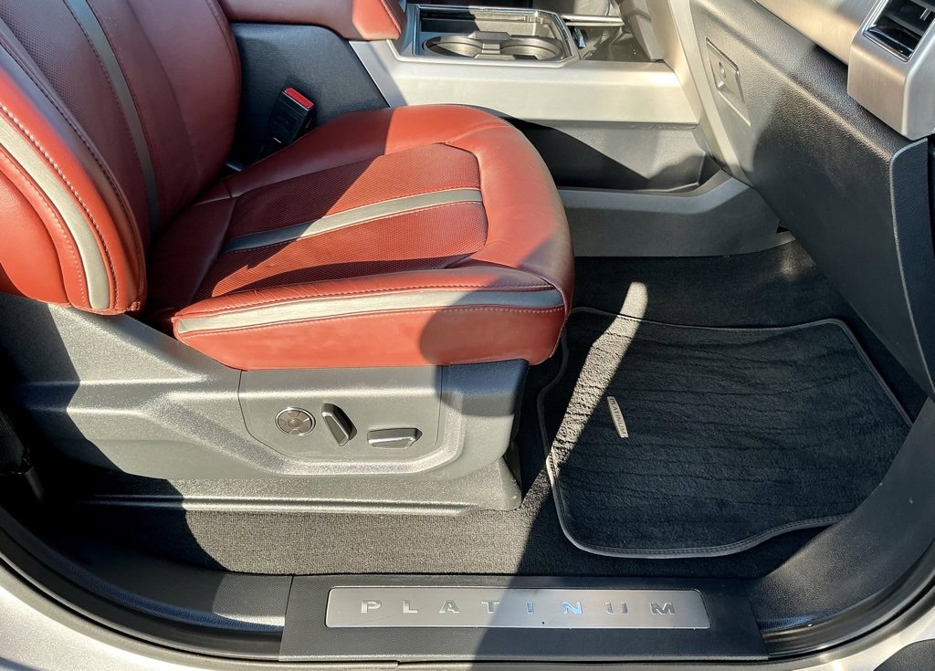 Used 2022 Ford F350 Platinum image 25