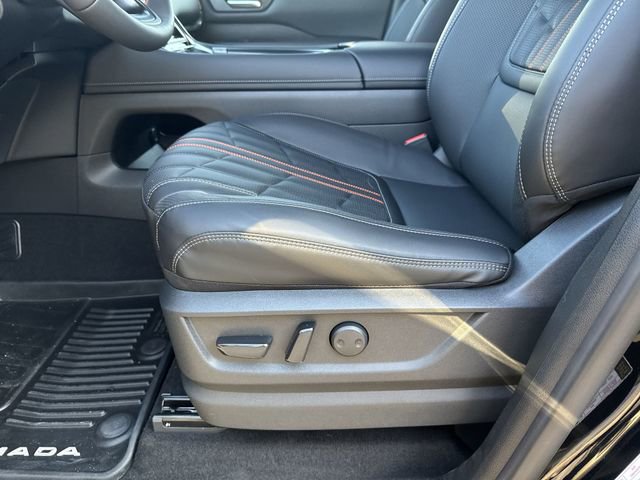 New 2026 Nissan Armada PRO-4X w/ Captain's Chari Seat Package image 31