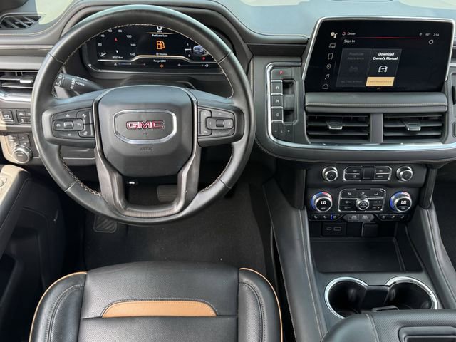 Used 2023 GMC Yukon XL AT4 w/ AT4 Premium Package AWD/4WD image 11
