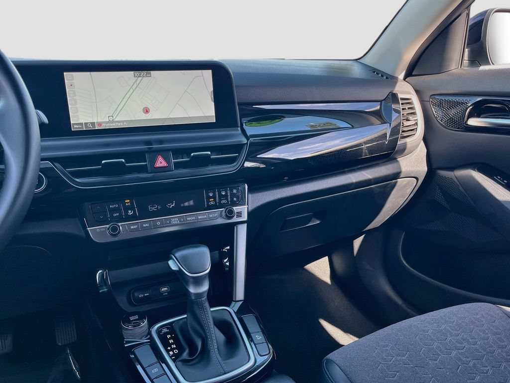 Used 2025 Kia Seltos S FWD image 22