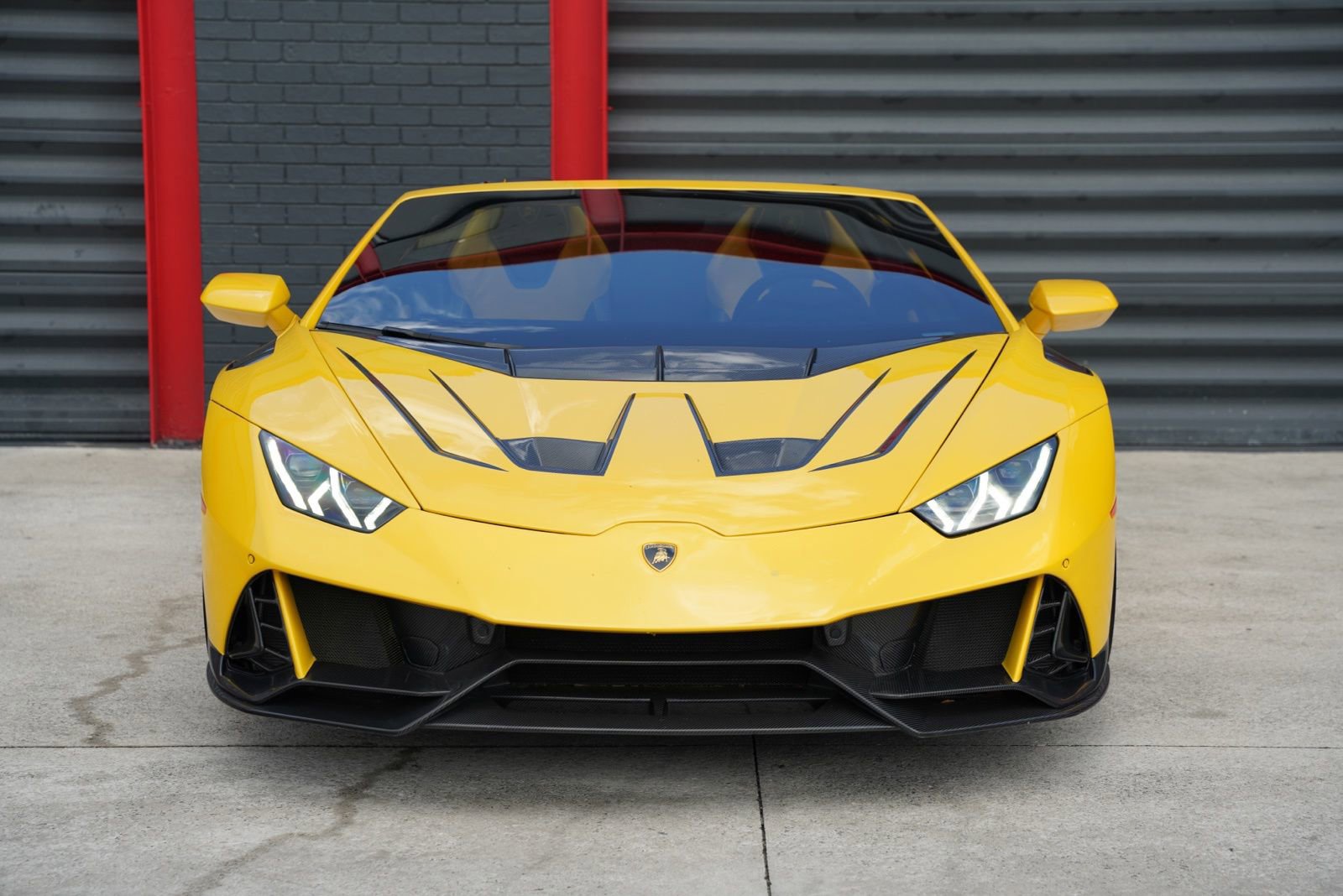 Used 2022 Lamborghini Huracan EVO video 2
