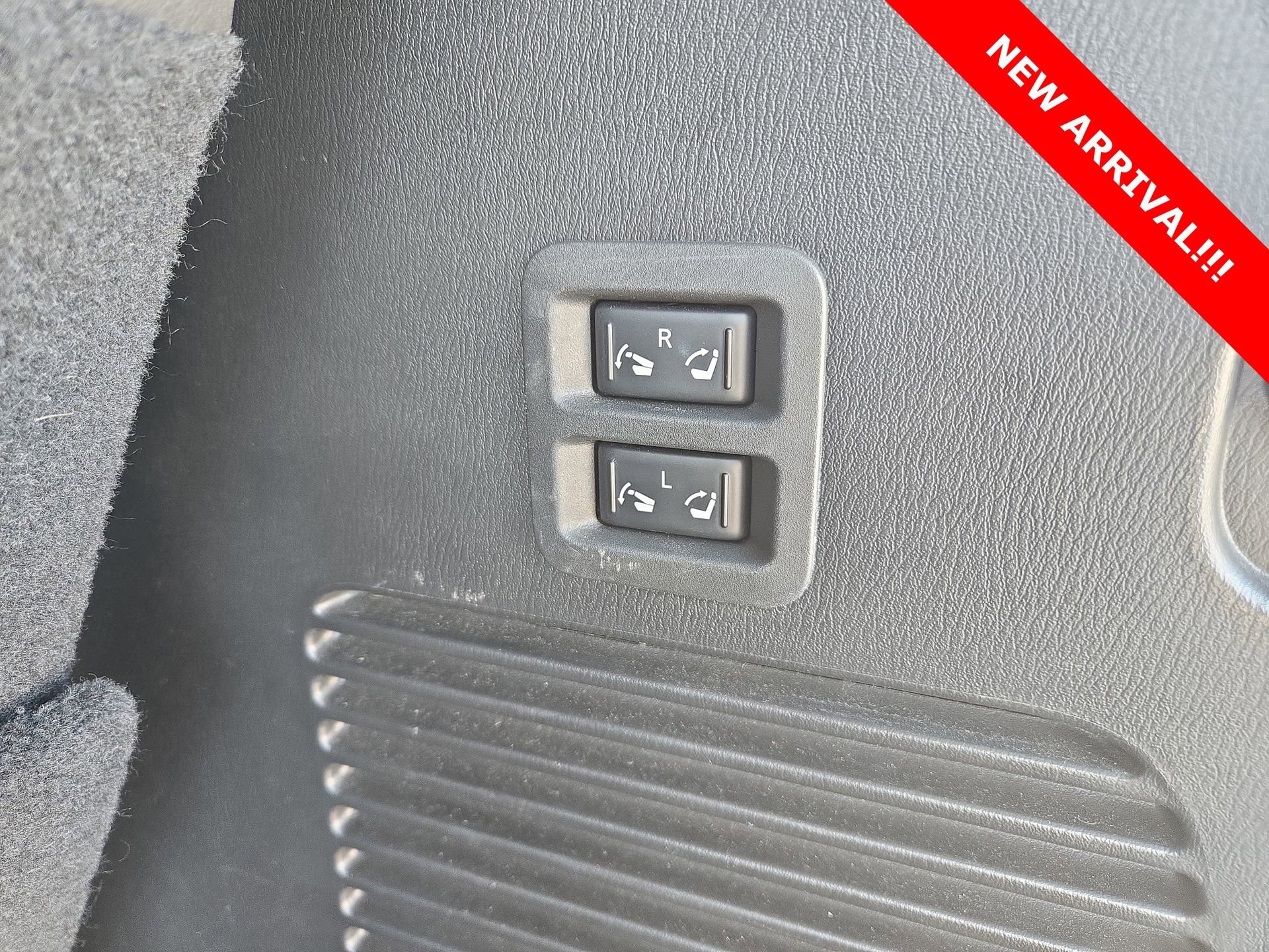 Used 2019 INFINITI QX80 Limited w/ All-Season Package image 45