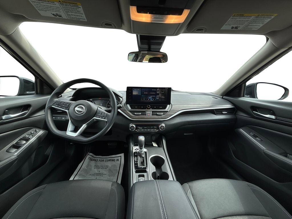 Used 2025 Nissan Altima 2.5 SV w/ SV Special Edition Package image 17