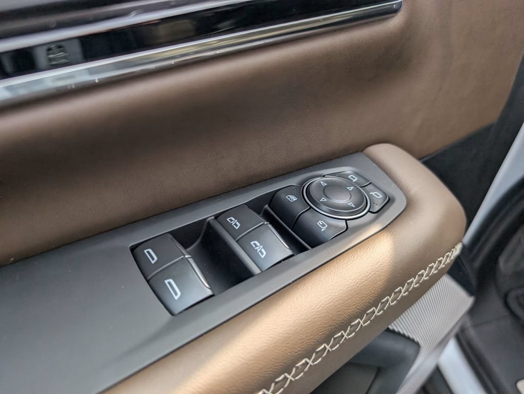 New 2026 GMC Yukon XL Denali Ultimate AWD/4WD image 15