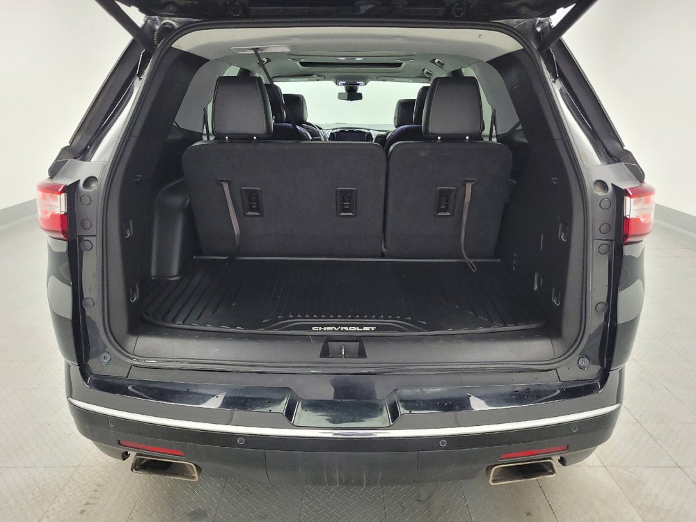 Used 2018 Chevrolet Traverse Premier w/ Driver Confidence II Package FWD image 29