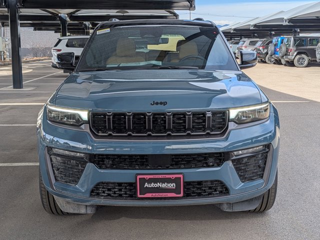 New 2026 Jeep Grand Cherokee Summit w/ Obsidian Package image 5