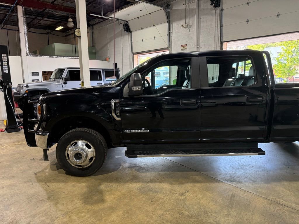 Used 2020 Ford F350 XL w/ STX Appearance Package AWD/4WD image 9