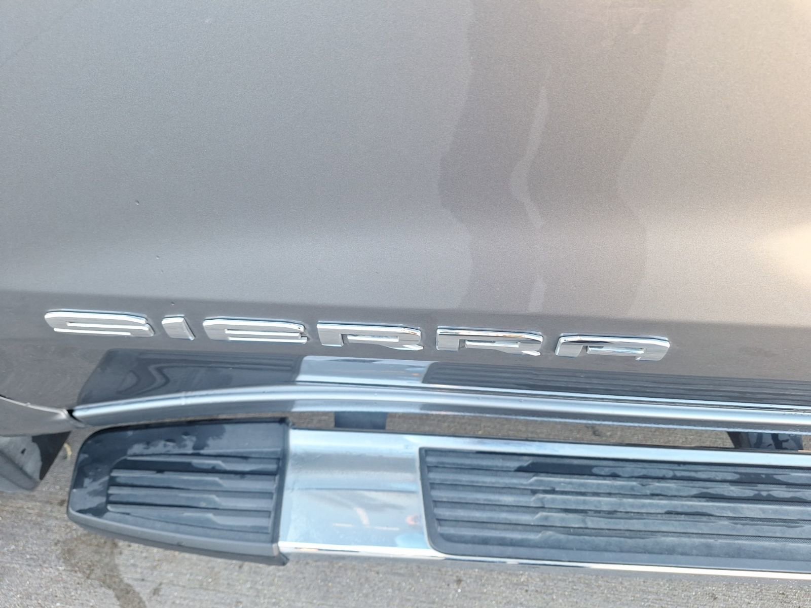 Used 2020 GMC Sierra 1500 SLT image 14