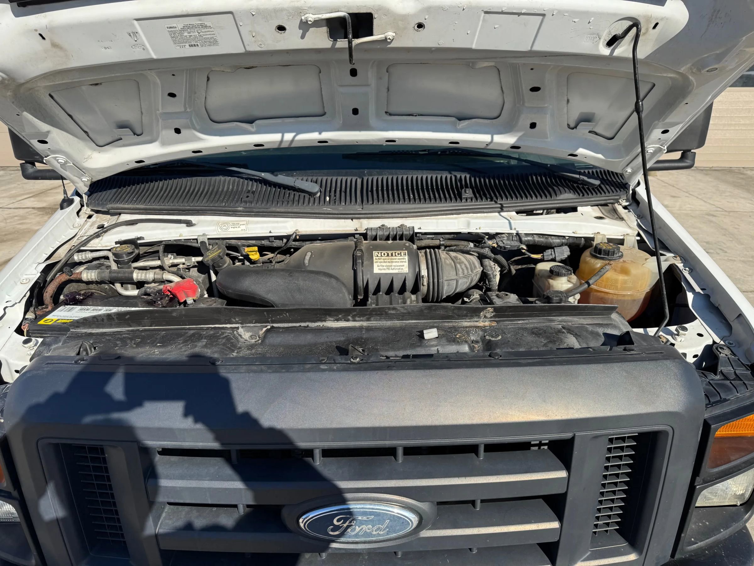 Used 2015 Ford E-350 and Econoline 350 Super Duty image 6