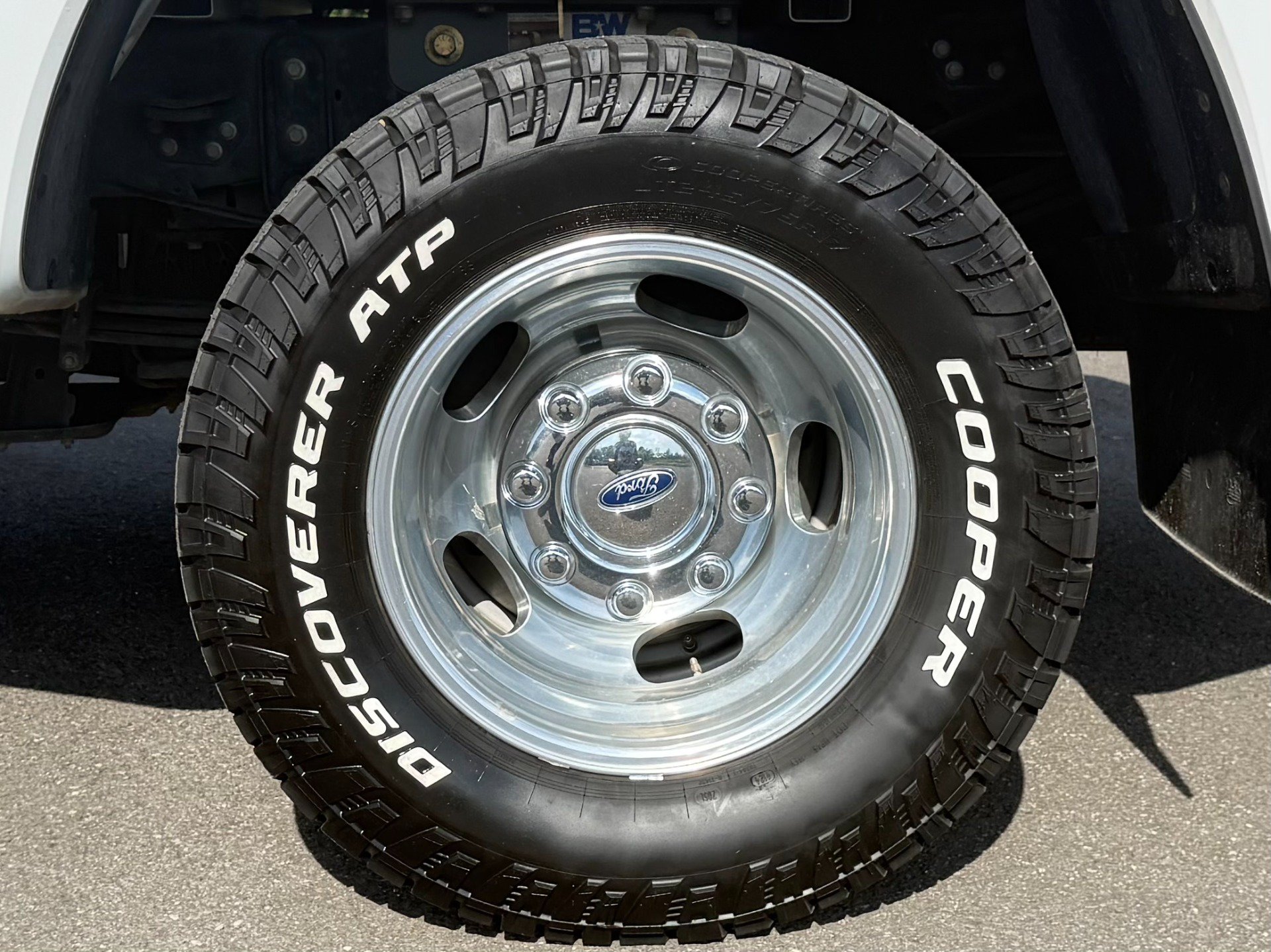 Used 2024 Ford F350 XLT w/ FX4 Off-Road Package AWD/4WD image 44
