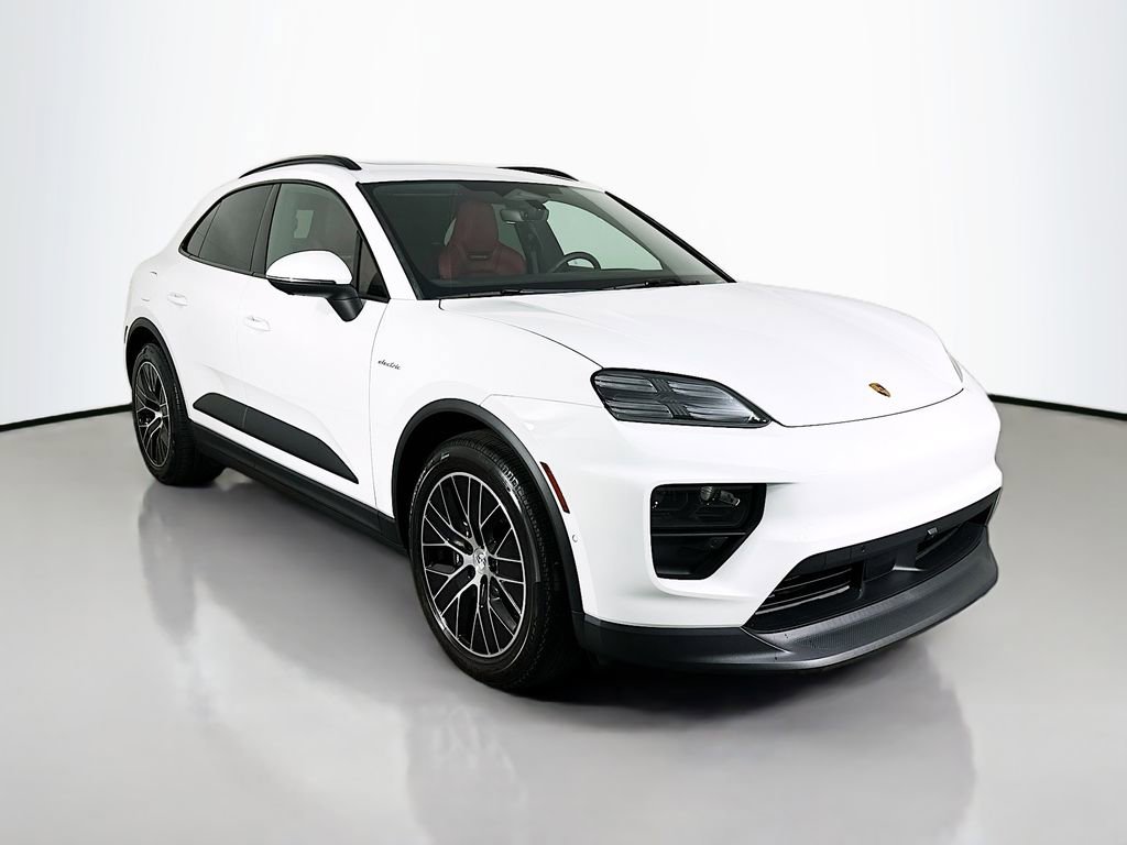 Certified 2025 Porsche Macan Electric image 7