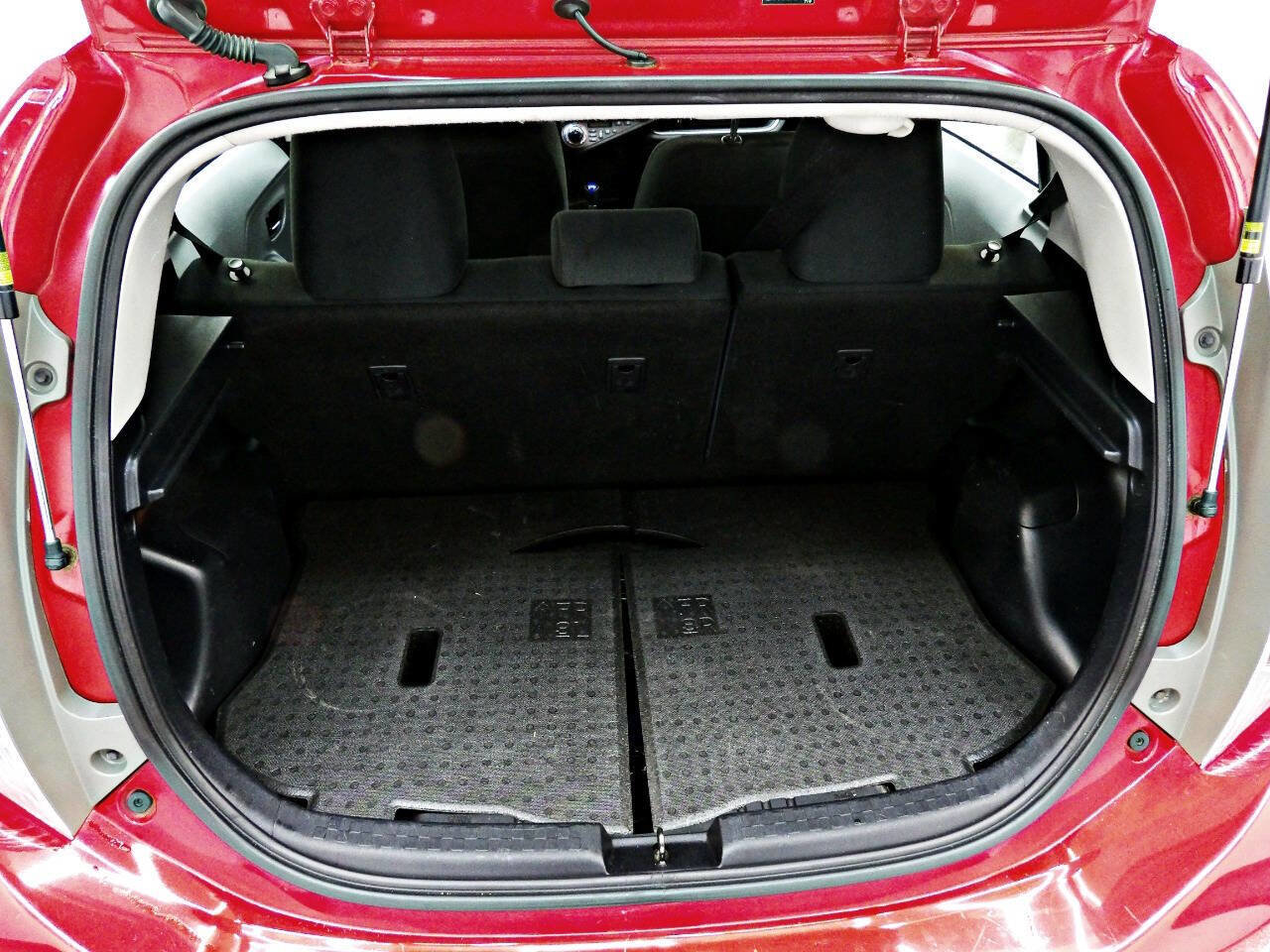 Used 2014 Toyota Prius C Two image 13