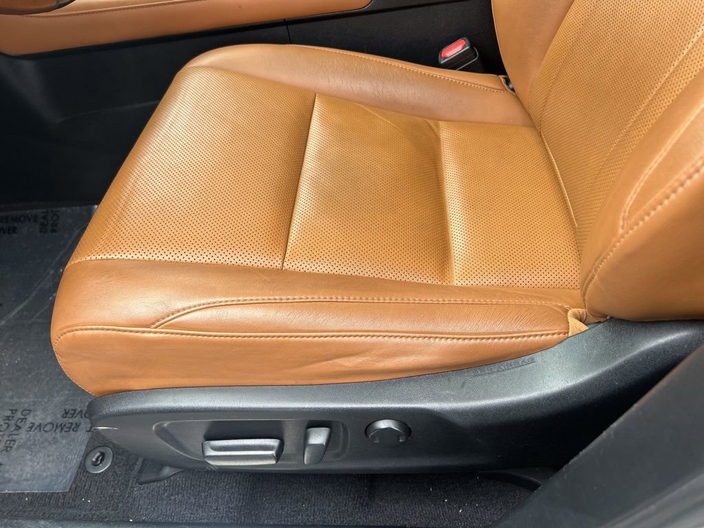 Used 2021 Lexus RX 350L FWD w/ Premium Package image 19