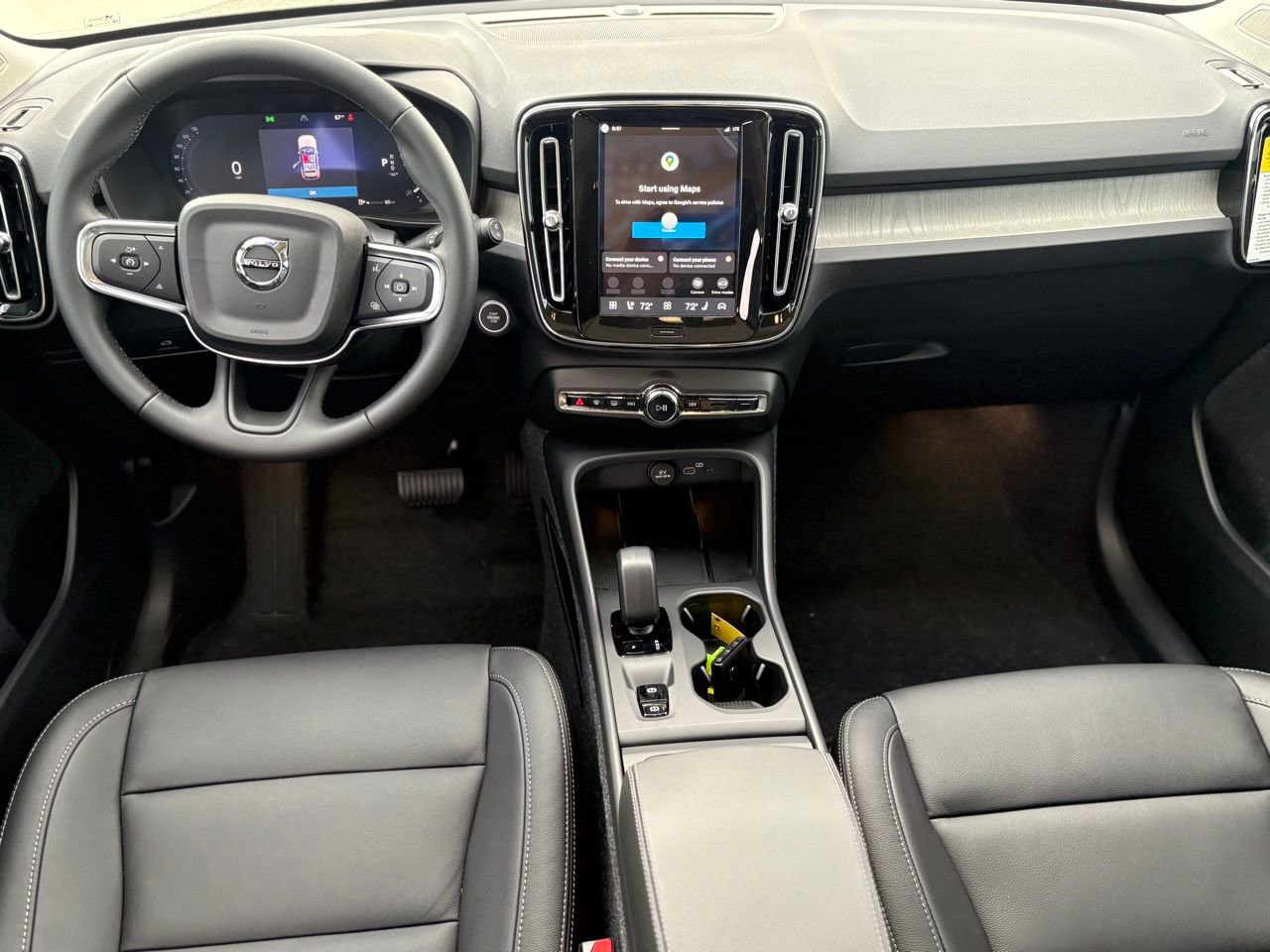 New 2026 Volvo XC40 B5 Core w/ Climate Package image 10