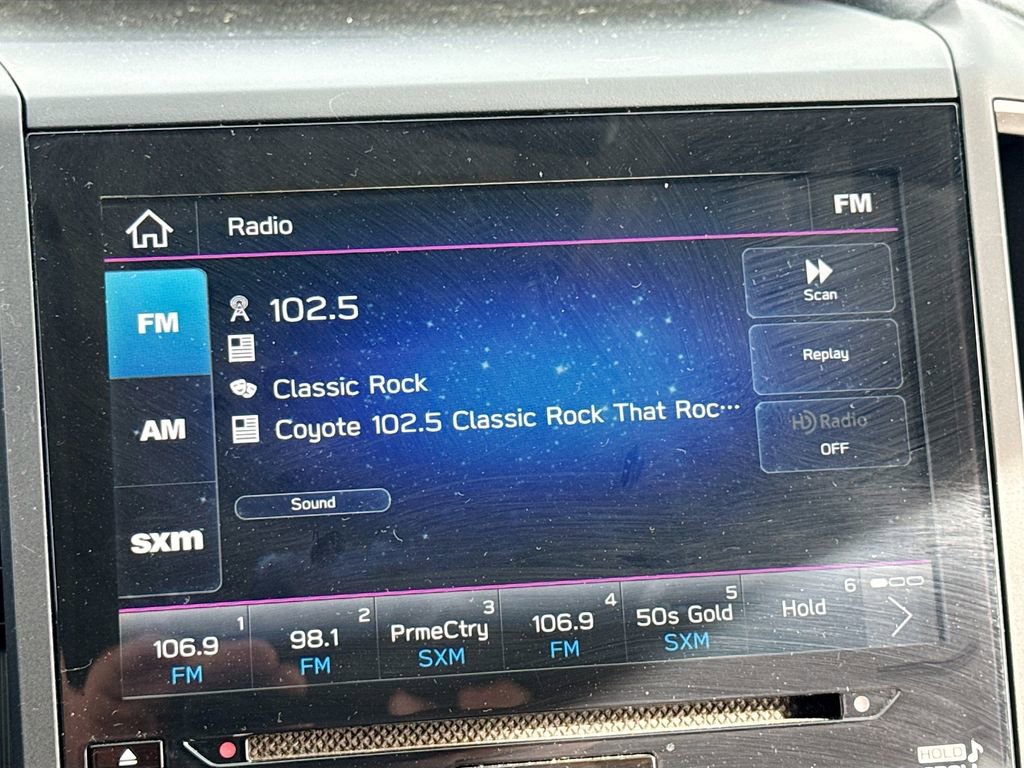 Used 2023 Subaru Crosstrek 2.5i Limited w/ Moonroof Package image 14