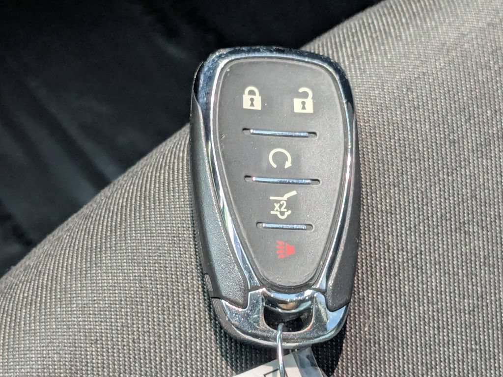 Used 2021 Chevrolet Equinox LT w/ Driver Convenience Package FWD image 27