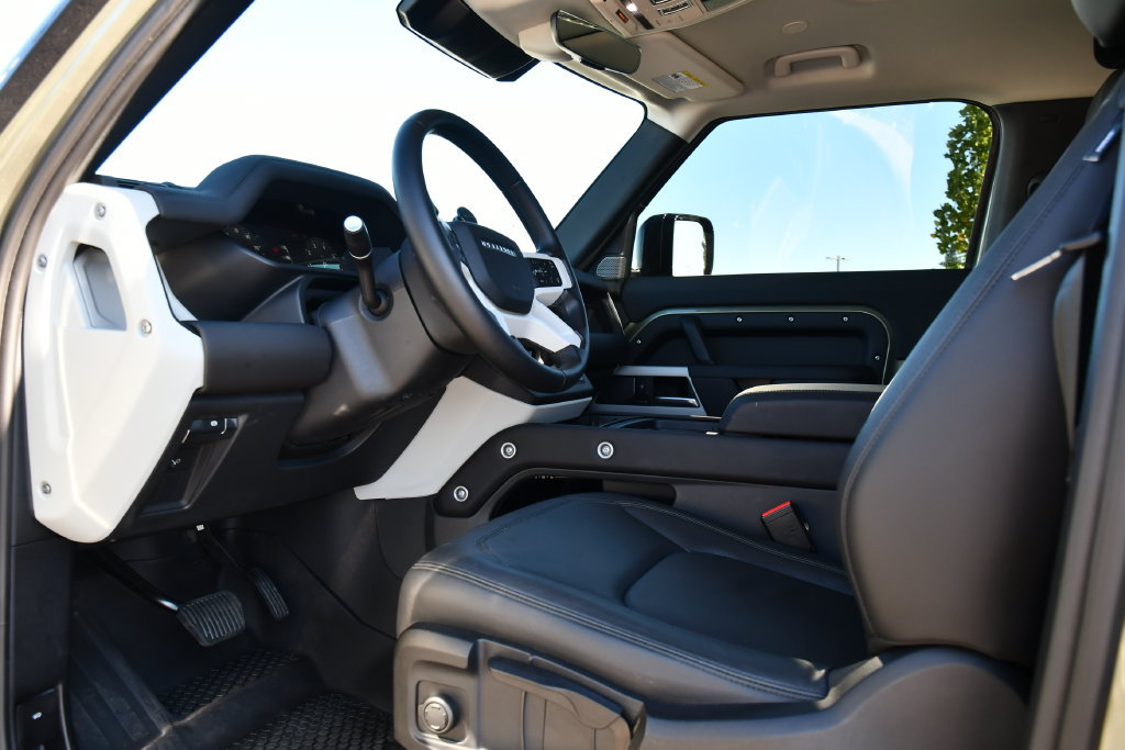 Used 2024 Land Rover Defender 90 S AWD/4WD image 16