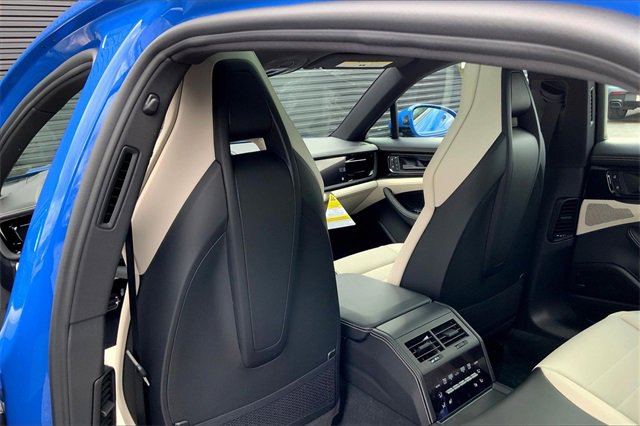 New 2026 Porsche Panamera 4 image 25