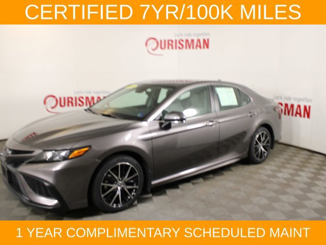 Used 2024 Toyota Camry SE FWD image 3