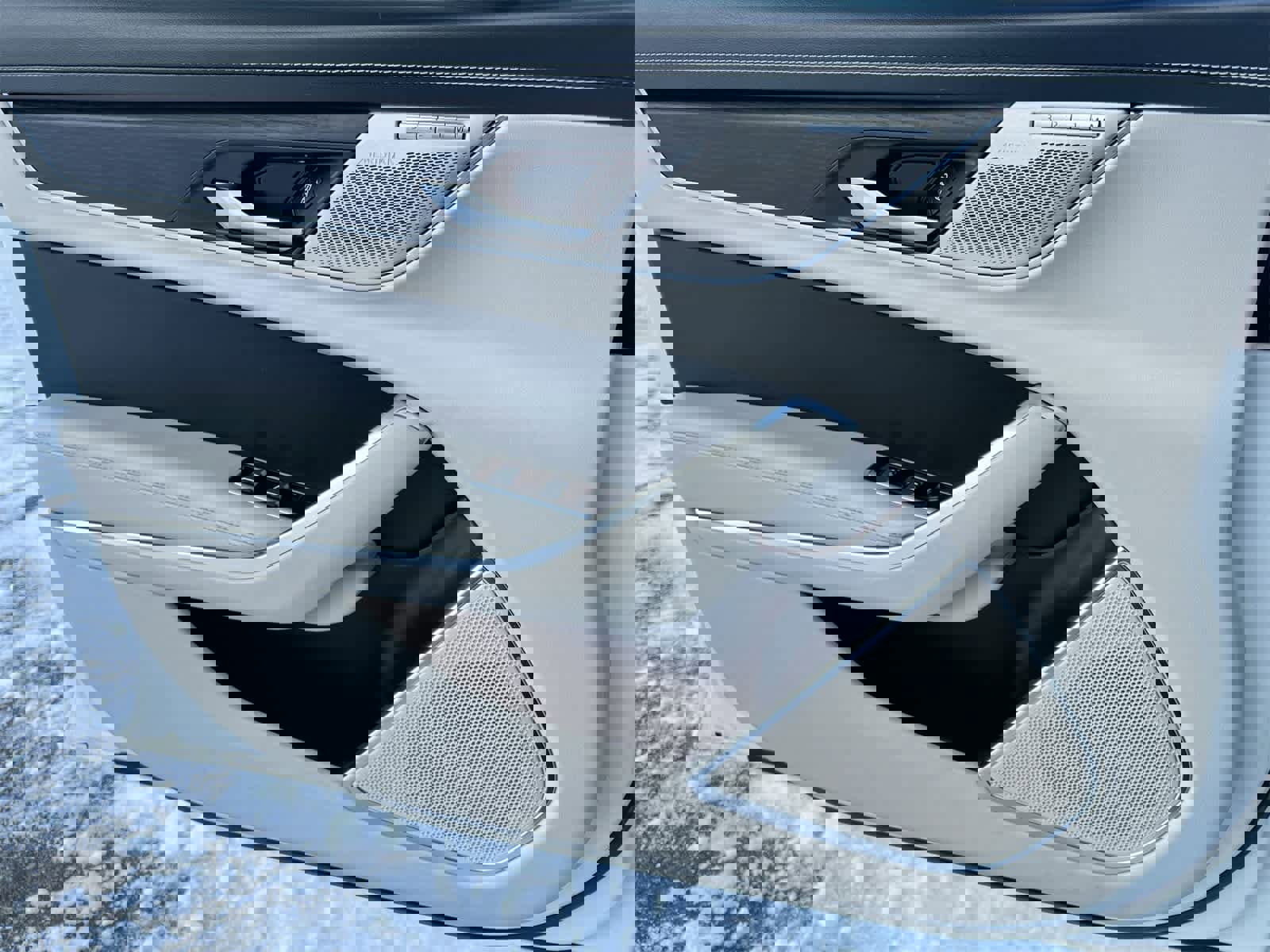 Used 2022 Jaguar XF R-Dynamic SE image 29