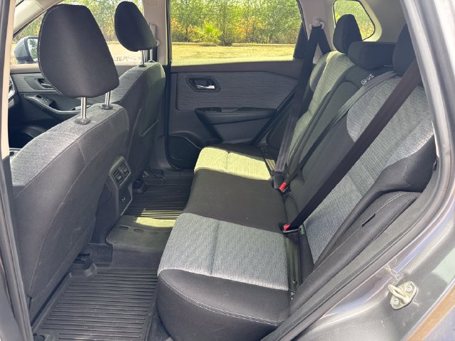 Certified 2023 Nissan Rogue SV FWD image 24