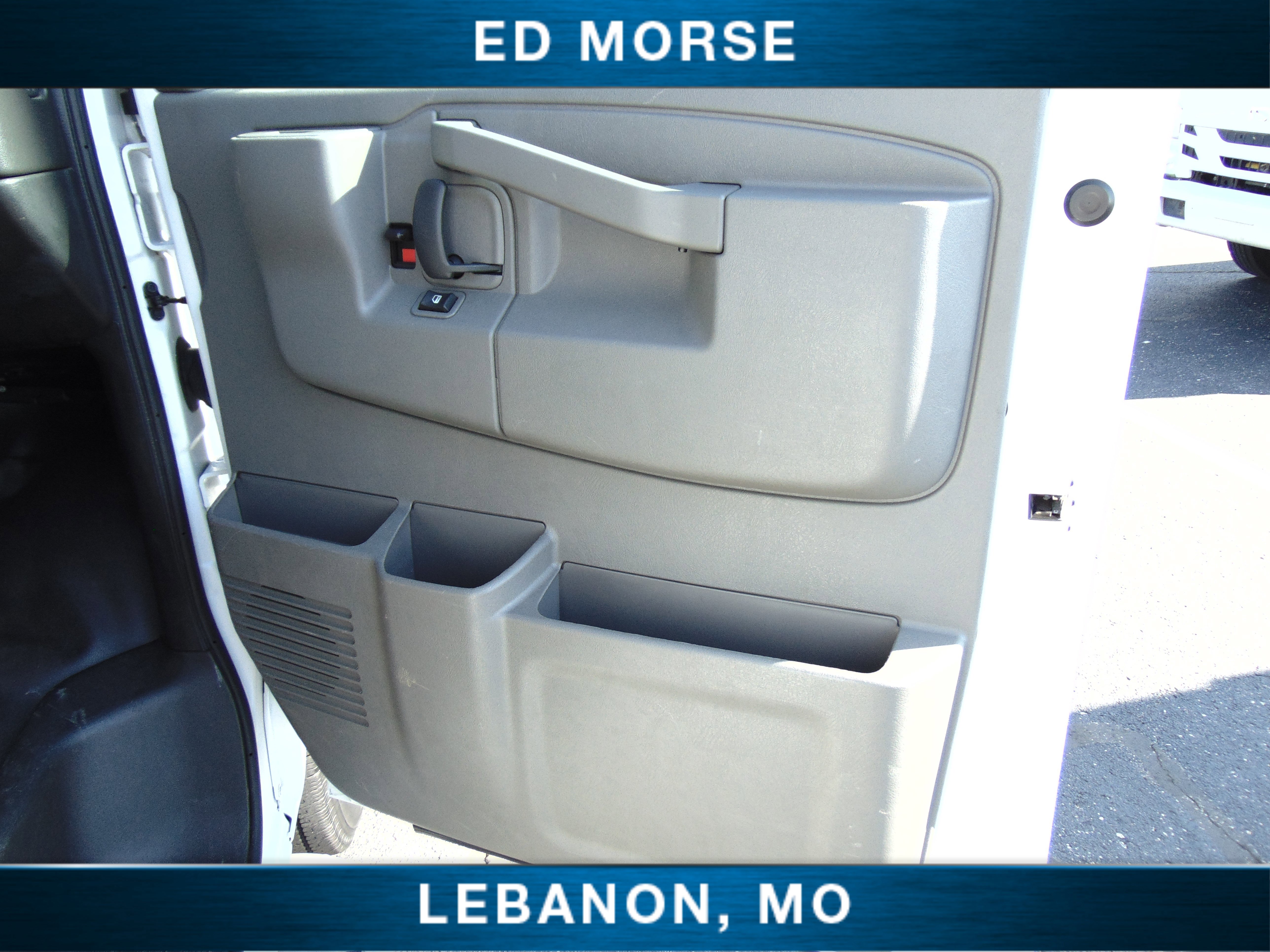 Used 2023 GMC Savana 2500 w/ Driver Convenience Package image 10