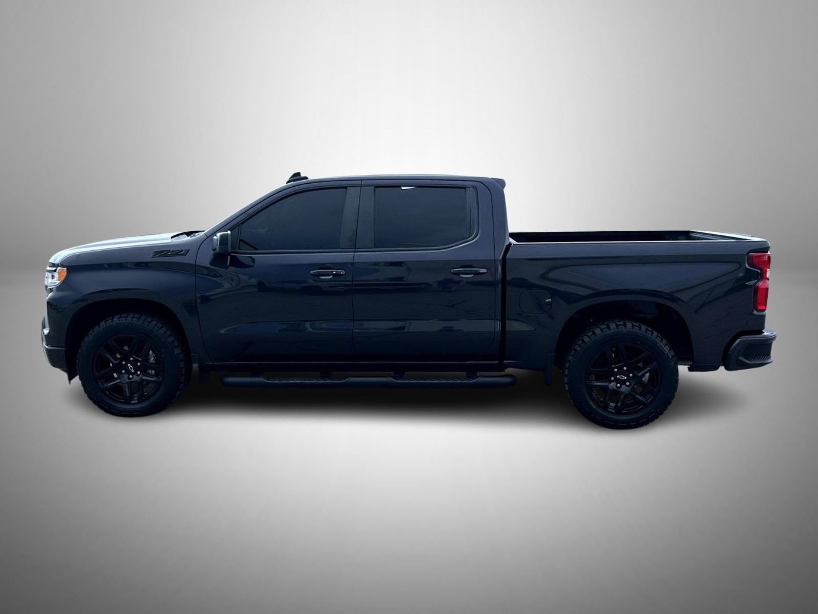 Certified 2023 Chevrolet Silverado 1500 RST w/ Z71 Off-Road Package AWD/4WD image 8