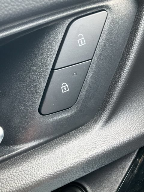 New 2026 Chevrolet Equinox LT AWD/4WD image 19