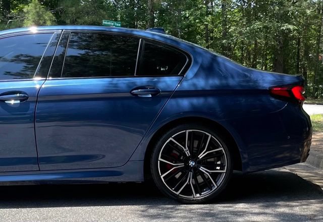 Used 2023 BMW 540i w/ M Sport Package RWD image 5