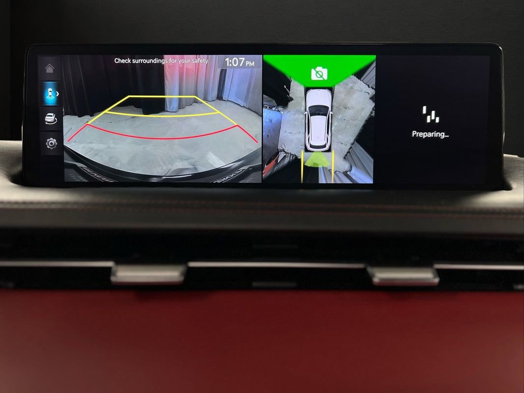 Used 2023 Genesis GV70 2.5T w/ Sport Prestige Package image 29