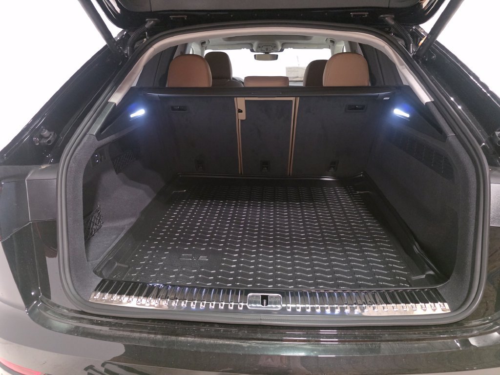 New 2027 Audi Q8 Prestige AWD/4WD image 7