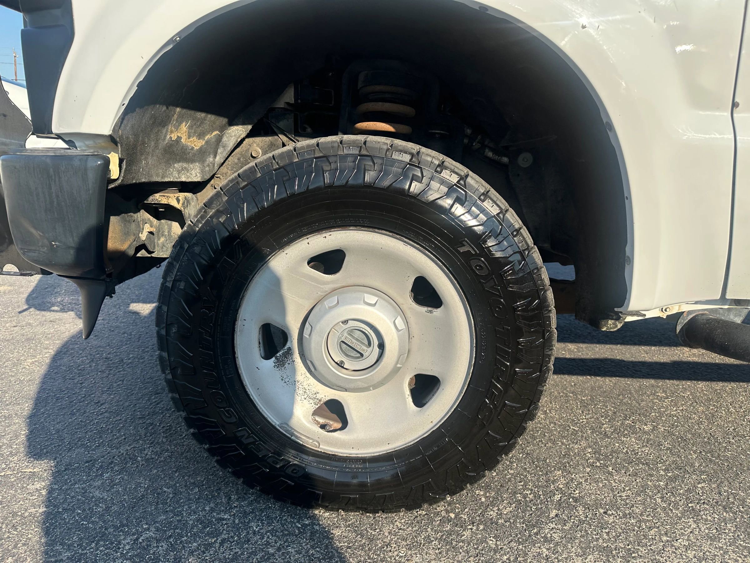 Used 2009 Ford F250 XL AWD/4WD image 9