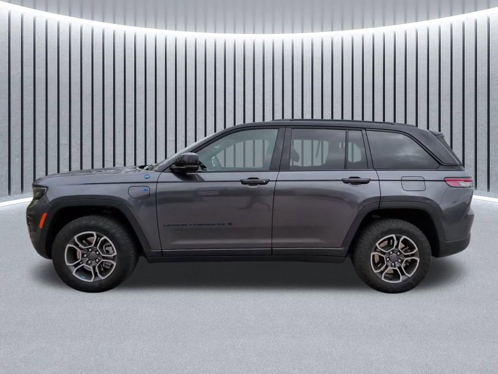 Used 2022 Jeep Grand Cherokee Trailhawk image 13